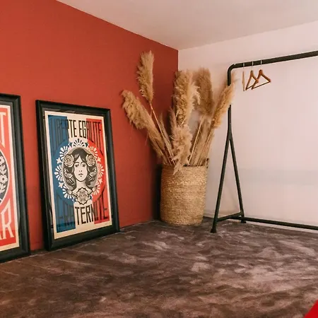 Quiet And Design Apt In Vieux Διαμέρισμα *